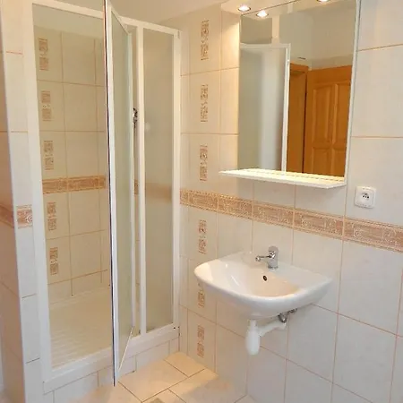 U Lipna Apartman *
