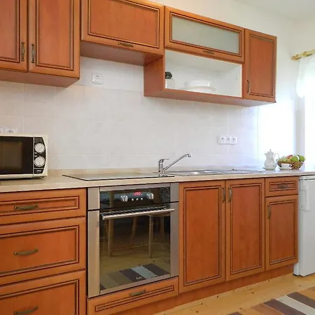 U Lipna Apartman *